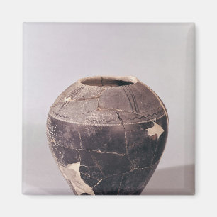 Engobe vase, versierd met golvende lijnen magneet