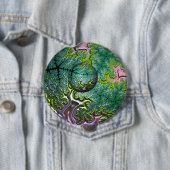 Enjoying the Journey Round Badge (En situation)