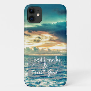 Enkel Breathe en Trust God Quote iPhone 11 Hoesje