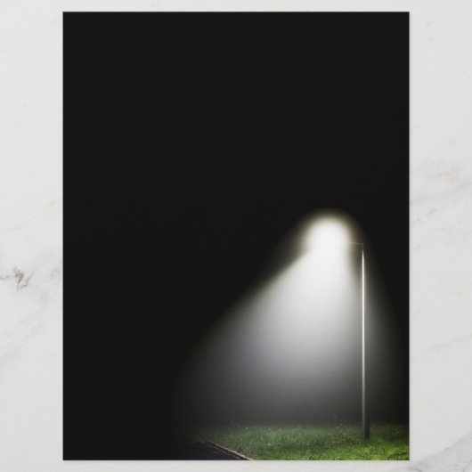 Enkel straatlicht 's nachts - flyer (Voorkant)