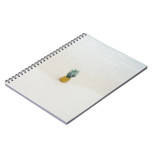 Enkelvoudige ananas op het strand notitieboek (Linkerzijde)