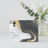 Enregistrer la date mariage noir et or faire-part (Debout devant)