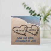 Enregistrer Les Coeurs De Date Dans Le Faire-part  (Debout devant)