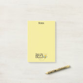 Enregistrer les notes post-it des abeilles (Sur un bureau)