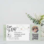 Enregistrez la carte d'embarquement de la date sim (Debout devant)