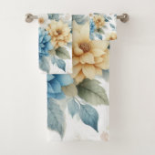 Ensemble de 3 serviettes de salle de bain fleuries (En situation)