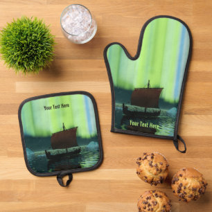 Ensemble De Gant De Cuisine Et De Manique Bateau Viking Sous Lumière Du Nord
