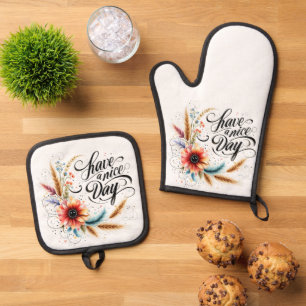 Ensemble De Gant De Cuisine Et De Manique Belle journée florale