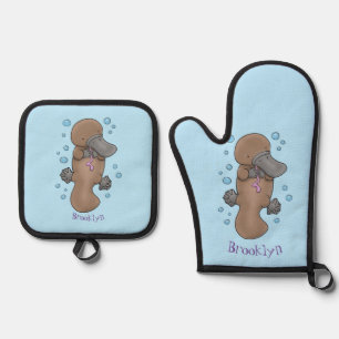 Ensemble De Gant De Cuisine Et De Manique Caricature de platypus bébé très heureuse