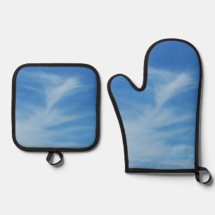 Ensemble De Gant De Cuisine Et De Manique Ciel bleu avec nuages blancs Abstrait Nature Photo