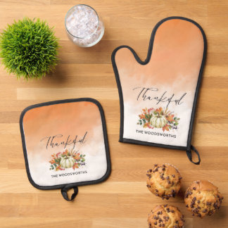 Ensemble De Gant De Cuisine Et De Manique Citrouille Rustique Nom de Famille Thanksgiving Or