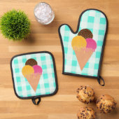 Ensemble De Gant De Cuisine Et De Manique cône gaufre crème glacée (De haut en bas)