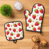 Ensemble De Gant De Cuisine Et De Manique Fraises (De haut en bas)