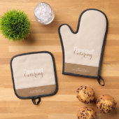 Ensemble De Gant De Cuisine Et De Manique Gourmet Catering  (De haut en bas)