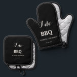 Ensemble De Gant De Cuisine Et De Manique Moderne i do barbecue fiançailles douche nuptiale<br><div class="desc">Célébrez l'amour et la grande nourriture avec notre ensemble "I Do BBQ" Oven Mitts & Pot Holders. Parfait pour les fêtes de fiançailles,  les douches nuptiales ou tout événement barbecue,  ce charmant ensemble allie fonctionnalité et touche de romantisme.</div>