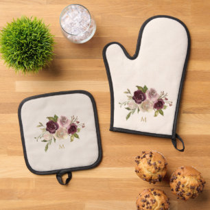 Ensemble De Gant De Cuisine Et De Manique Monogramme d'aquarelle florale rose-bourgogne mode