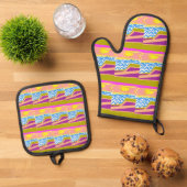 Ensemble De Gant De Cuisine Et De Manique Oven Mitt and Pot Holders (De haut en bas)