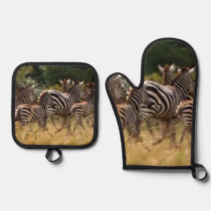 Ensemble De Gant De Cuisine Et De Manique Safari Soirée : La splendeur de la savane sur le t