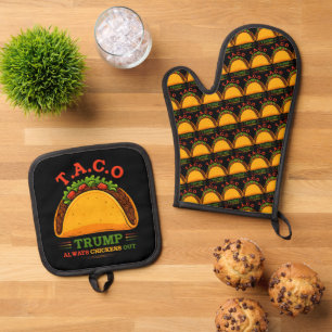 Ensemble De Gant De Cuisine Et De Manique Taco Trump chasse toujours les poulets amusants