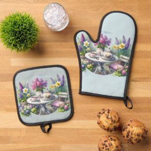 Ensemble De Gant De Cuisine Et De Manique Thé dans le jardin fleuri vintage