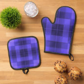 Ensemble De Gant De Cuisine Et De Manique Vérificateurs rétro (De haut en bas)