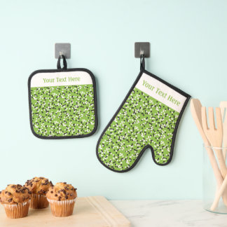 Ensemble De Gant De Cuisine Et De Manique Whimsical Green Polka Dot Doodles Pattern