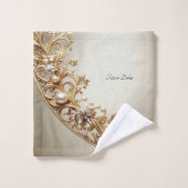 Ensemble de serviettes à motif doré orné (Gant de toilette)