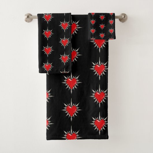Ensemble de serviettes à sigil de cœur à pointes e (En situation)
