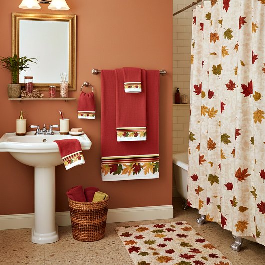Ensemble de serviettes de bain à bordure de feuill