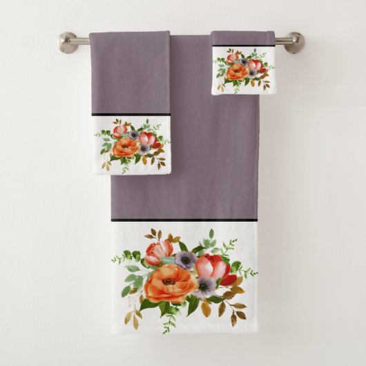 Ensemble de serviettes de bain à fleurs aquarelles (En situation)