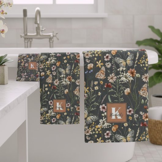Ensemble de serviettes de bain à monogramme floral