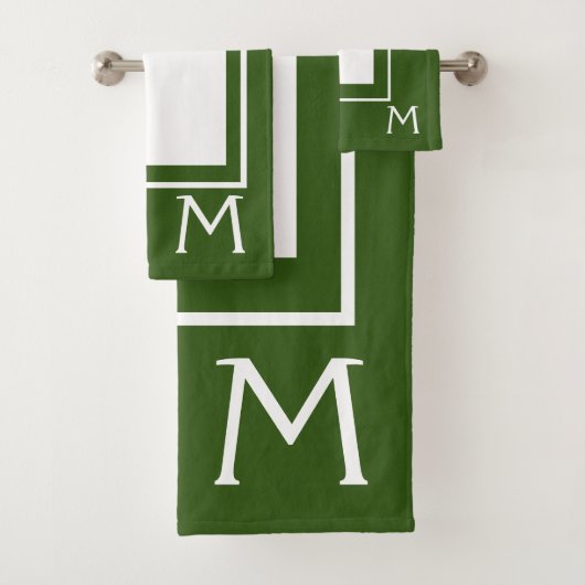 Ensemble de serviettes de bain à monogramme vert o (En situation)