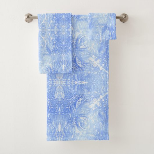 Ensemble de serviettes de bain Abstrait bleu clair (En situation)