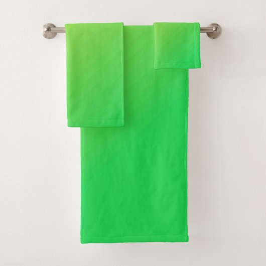Ensemble de serviettes de bain américaine en coule (En situation)