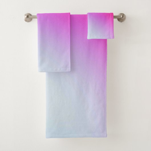 Ensemble de serviettes de bain américaine en coule (En situation)