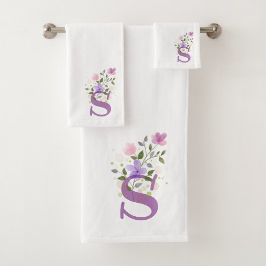 Ensemble de serviettes de bain avec lettre initial (En situation)