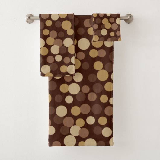 Ensemble de serviettes de bain Brown à points rétr (En situation)