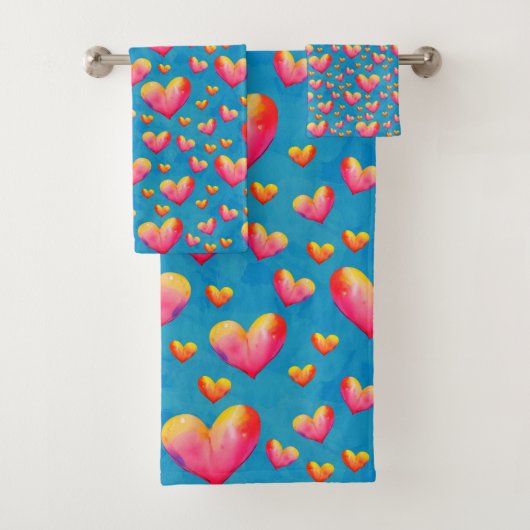 Ensemble de serviettes de bain coeurs aquarelle mu (En situation)