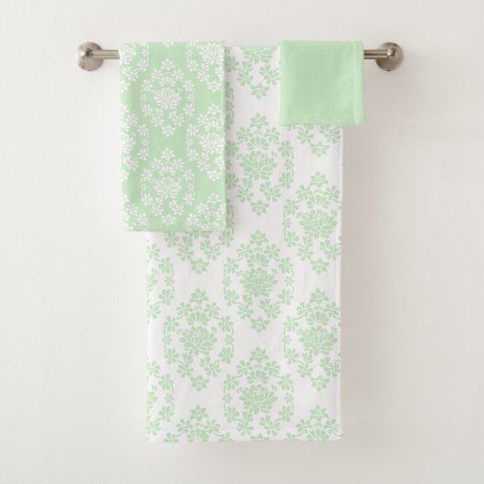 Ensemble de serviettes de bain en damas vert à la  (En situation)