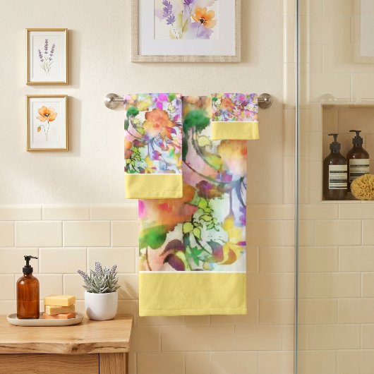 ensemble de serviettes de bain florales pastel