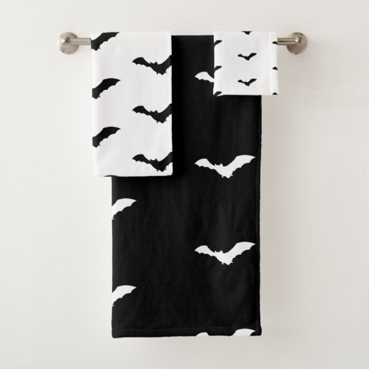 Ensemble de serviettes de bain graphique Halloween (En situation)