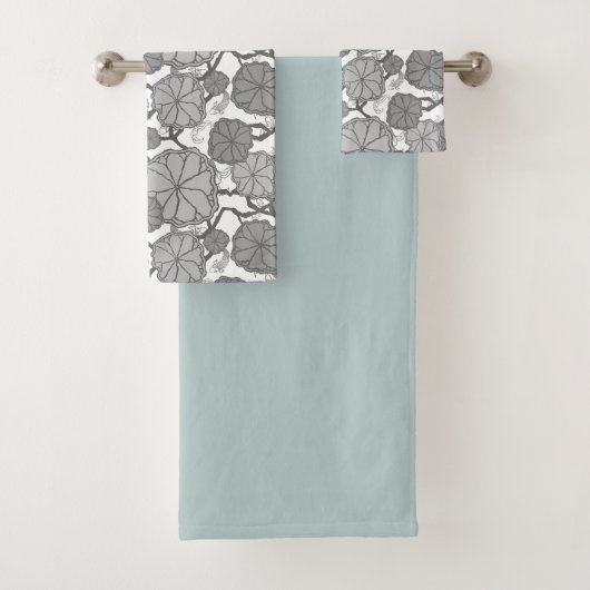 Ensemble de serviettes de bain japonais Koi Pond (En situation)