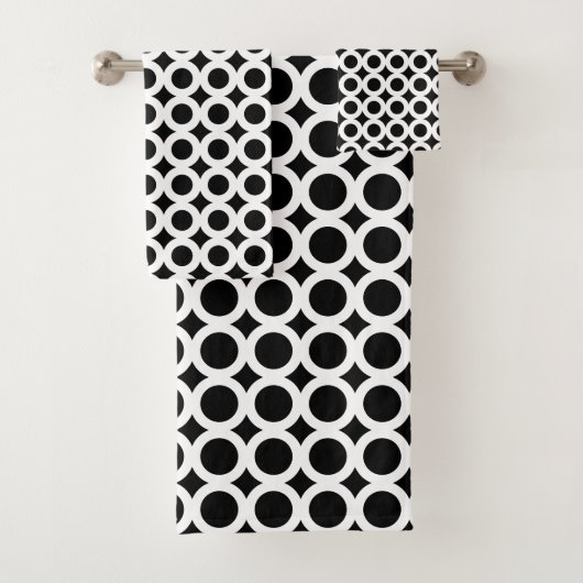 Ensemble de serviettes de bain modernes noir et bl (En situation)