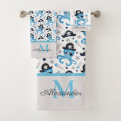 Ensemble de serviettes de bain Monogram (En situation)