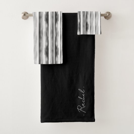 Ensemble de serviettes de bain Monogramme à rayure (En situation)