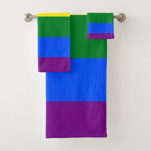 Ensemble de serviettes de bain Rainbow Pride (En situation)