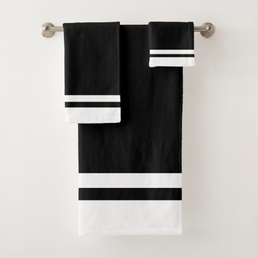 Ensemble de serviettes de bain rayées noir et blan (En situation)