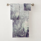 Ensemble de serviettes de bainDécor maison violet  (En situation)