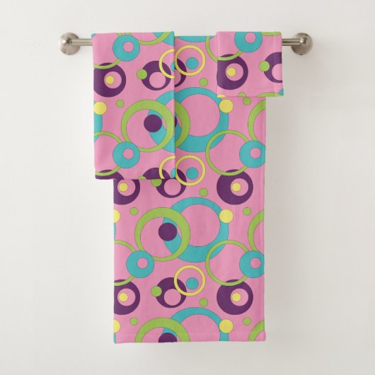 Ensemble de serviettes de cercle rose funky (En situation)