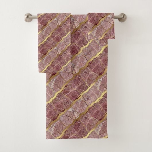 Ensemble de serviettes en marbre de luxe prune et (En situation)